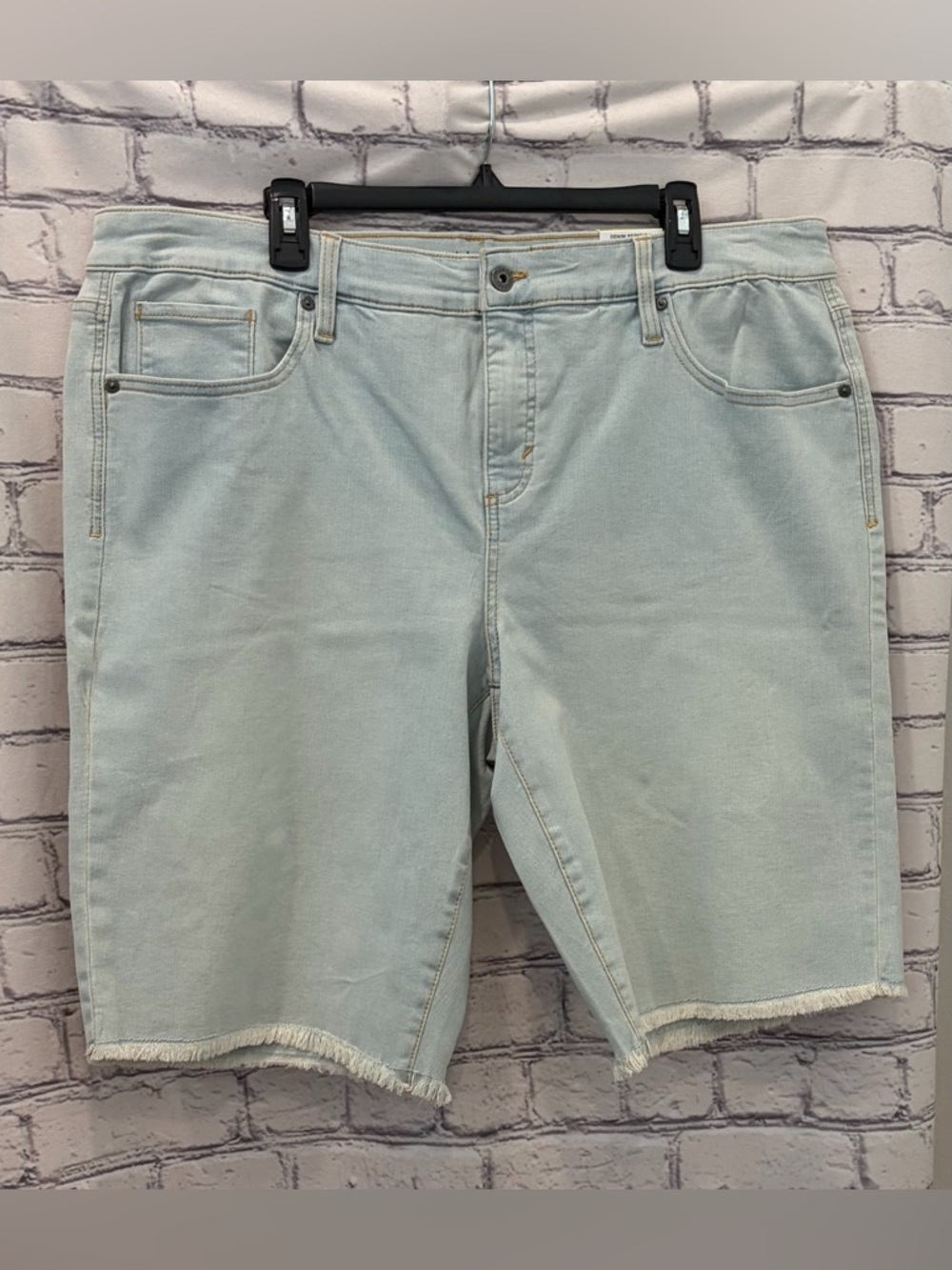 Macy’s Style & Co.:18W Women Light Blue  Bermuda Denim Midrise Shorts